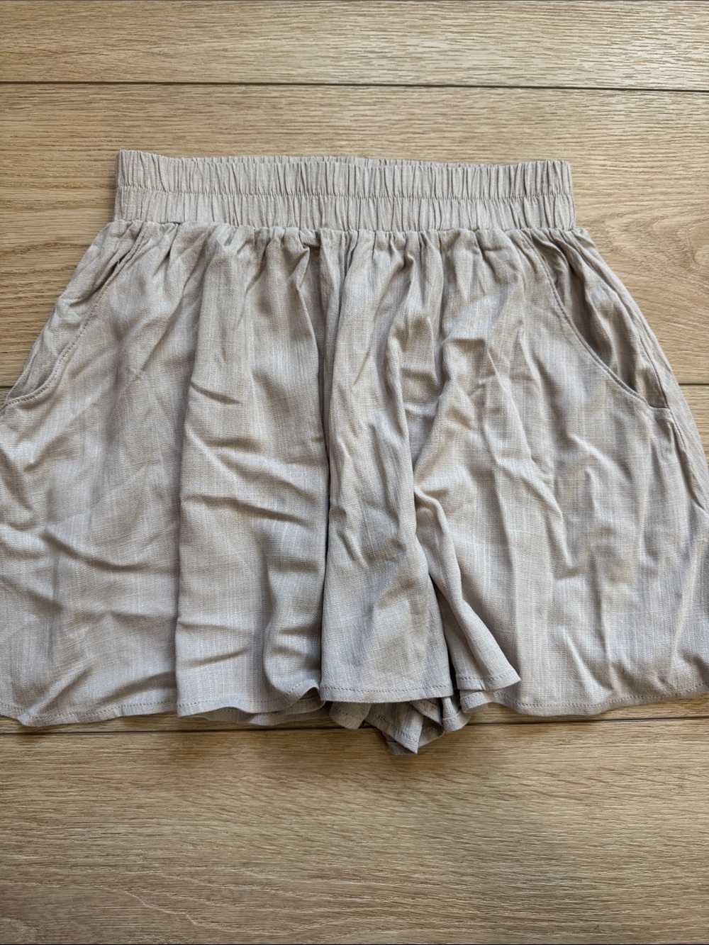 Zenana Woven Flowy Shorts